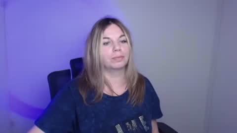 Snapshot of jennifer_moree chatting on September 2025 06:52:02 PM Jennifer online show from September 2025 06:52:02 PM