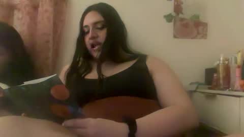 Snapshot of jennifer_robbie chatting on June 2026 11:25:02 AM jennifer_robbie online show from June 2026 11:25:02 AM