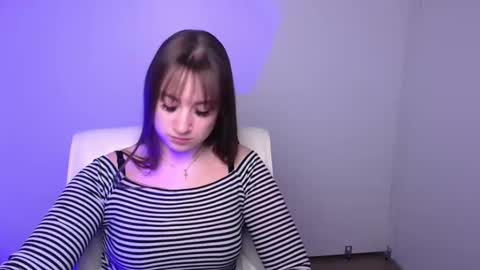 Jennifer online show from December 2024 06:45:01 AM