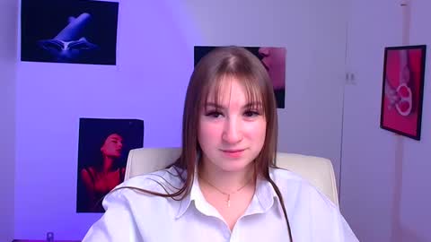 Jennifer online show from December 2024 10:01:01 AM