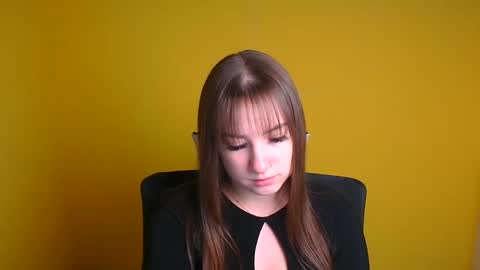 Jennifer online show from January 2025 06:27:01 AM