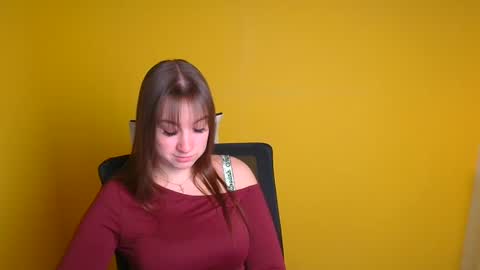 Jennifer online show from January 2025 06:38:01 AM