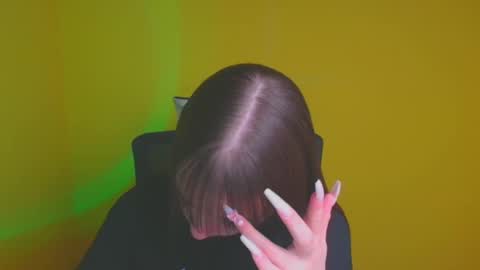 Jennifer online show from January 2025 09:56:02 AM