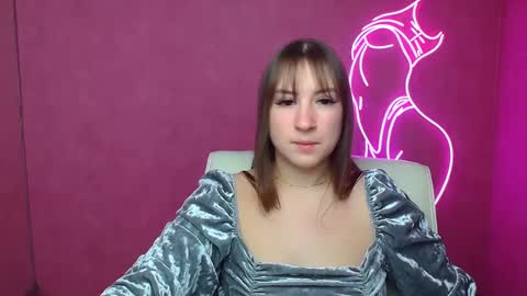 Jennifer online show from January 2025 06:35:02 AM