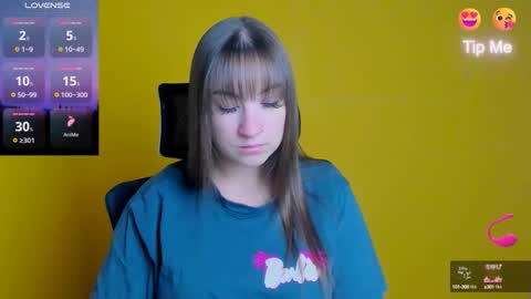 Jennifer online show from September 2025 05:42:01 AM