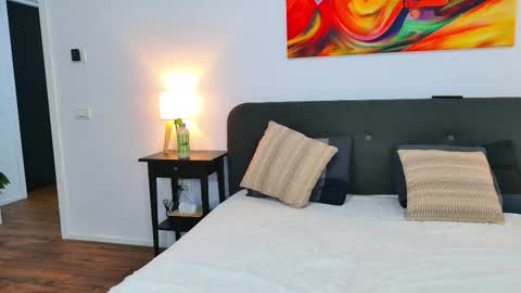 Jenny online show from October 2025 08:17:01 PM