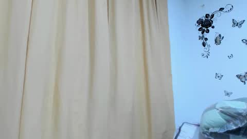jenniferloveyou online show from November 2025 09:34:01 AM