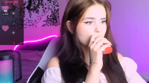 Snapshot of jenniferwandis77 chatting on December 2024 08:07:01 PM Jenni online show from December 2024 08:07:01 PM