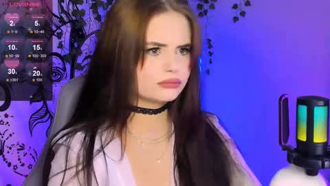 Snapshot of jenniferwandis77 chatting on March 2025 09:05:02 AM Jenni online show from March 2025 09:05:02 AM