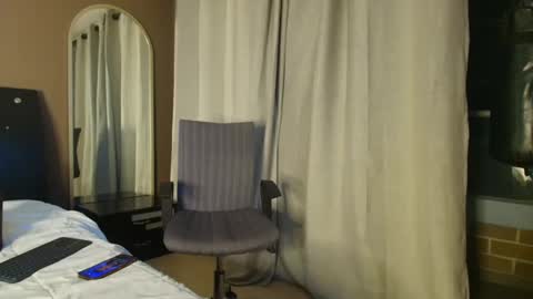 Jenn online show from February 2025 03:12:01 AM