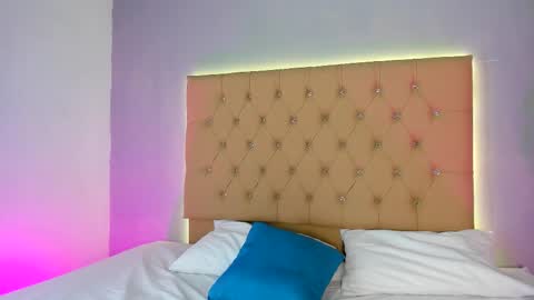 jenny__lawrence online show from January 2026 08:03:01 PM