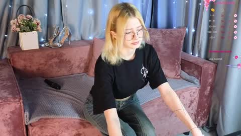 jenny_bunny_ online show from February 2025 01:25:02 AM