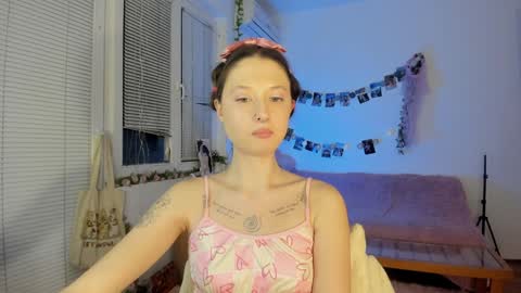 Jennifer Jenny Darling   online show from January 2025 08:32:01 PM