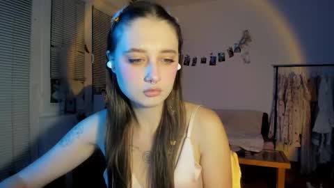 Jennifer Jenny Darling   online show from September 2025 06:10:01 PM