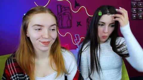 Snapshot of jenny_donne chatting on April 2026 05:29:02 AM jenny_donne online show from April 2026 05:29:02 AM