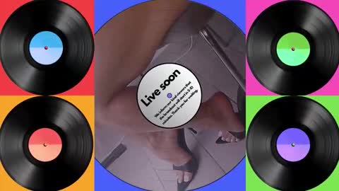 Jenny online show from November 2025 02:45:02 PM