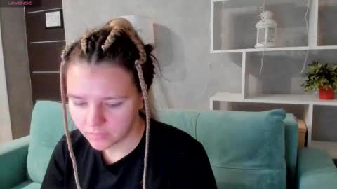 Jenny online show from October 2025 01:06:02 AM