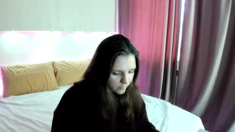 Jenny online show from November 2025 09:20:02 AM