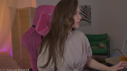 Jenny NO Nude online show from April 2026 05:03:01 PM