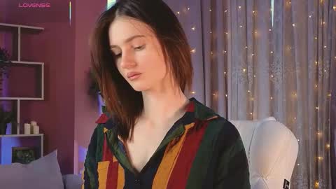 jennyfer_me online show from February 2026 12:20:02 PM