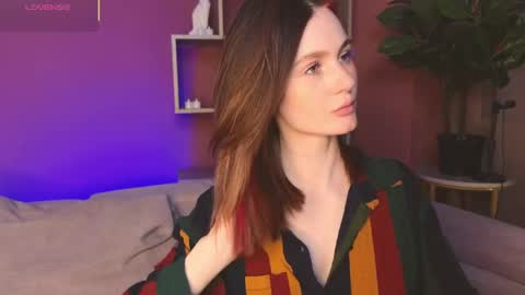 jennyfer_me online show from June 2026 12:44:02 PM