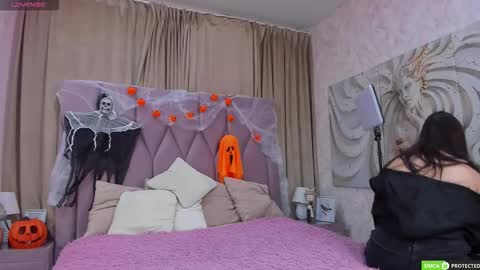 Jenny Ferguson online show from October 2025 06:08:02 PM