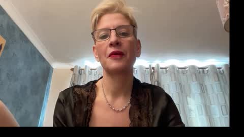 JennyHazel online show from February 2026 11:53:01 AM