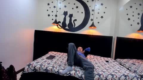 Jeremmyandstacy online show from February 2025 12:18:02 PM