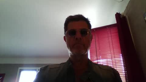 Snapshot of jerflor chatting on May 2026 03:50:01 PM jerflor online show from May 2026 03:50:01 PM