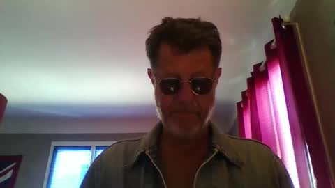 Snapshot of jerflor chatting on May 2026 11:03:02 AM jerflor online show from May 2026 11:03:02 AM