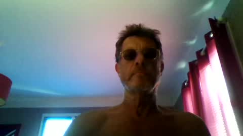 Snapshot of jerflor chatting on June 2026 12:04:01 PM jerflor online show from June 2026 12:04:01 PM