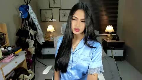 JENA online show from November 2025 07:18:01 PM