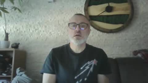 jerry250461 online show from April 2026 07:01:01 AM