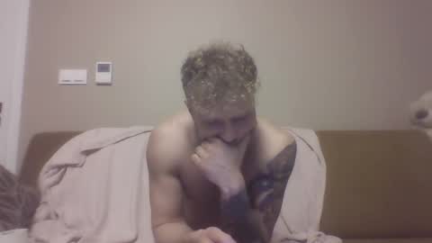 jerryalise online show from December 2024 07:17:02 PM