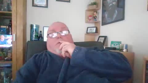 Snapshot of jerseyhammer01 chatting on February 2026 09:13:02 AM Harry online show from February 2026 09:13:02 AM