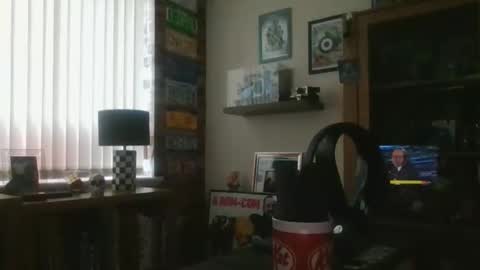 Snapshot of jerseyhammer01 chatting on February 2026 08:54:01 AM Harry online show from February 2026 08:54:01 AM