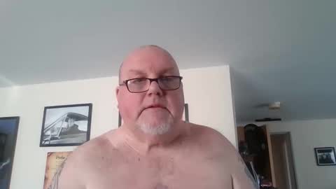 Snapshot of jerseyhammer01 chatting on February 2026 11:42:02 AM Harry online show from February 2026 11:42:02 AM