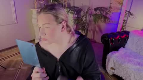 jes_solar online show from November 2025 09:59:01 PM