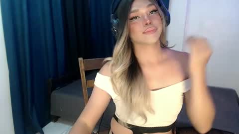jesie_hot69 online show from February 2025 06:35:01 PM