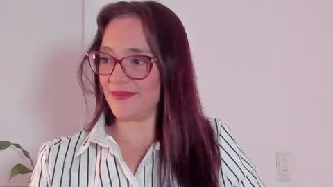 Snapshot of jess1ca_herrera chatting on May 2026 09:56:02 PM jessica herreraToday I will be your devil and you my victim online show from May 2026 09:56:02 PM