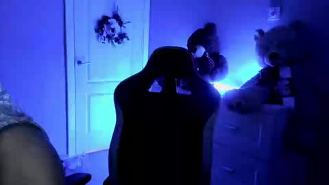 jess1ca_rabb1t online show from December 2024 12:16:02 PM