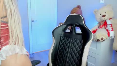 jess1ca_rabb1t online show from December 2024 05:51:02 AM