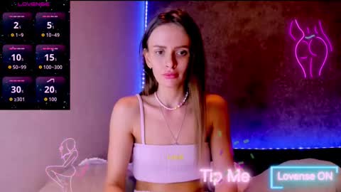 Jess online show from November 2025 08:36:02 AM