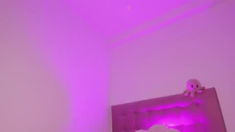 Jess online show from December 2024 06:40:01 AM