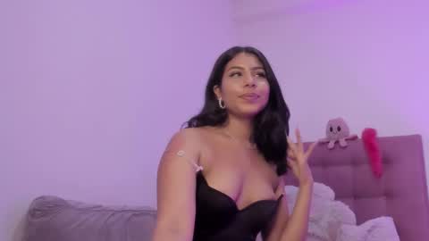 Jess online show from February 2025 07:58:02 AM