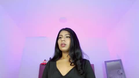 Jess online show from November 2025 04:00:02 AM