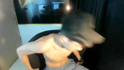Snapshot of jesshot_bigcock chatting on June 2026 06:00:02 AM jesshot_bigcock online show from June 2026 06:00:02 AM