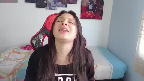 Jessica gomez online show from November 2025 09:49:02 PM