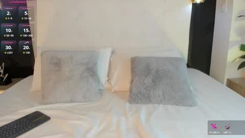 Snapshot of jessica_montez05 chatting on October 2025 05:46:02 PM jessica_montez05 online show from October 2025 05:46:02 PM