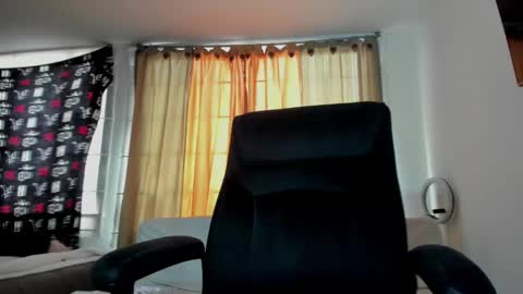 jessica_rabbit777_ online show from February 2025 09:48:02 PM